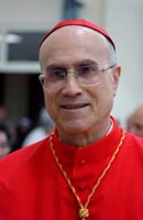 Il Segretario di Stato, Cardinal Bertone, parteciperà alla Convention dei Cavalieri di Colombo - 